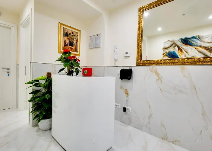 Domus Praeclara Merulana 4*